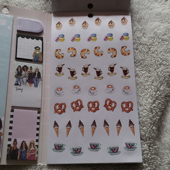 MAMBI Happy Planner Rongrong Accessory Book - Picture 14 of 16